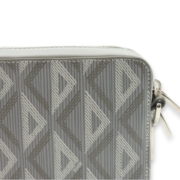 Zipped Pouch Grey Crossbody Bag in Coated Canvas, Palladium hardware - Image 3